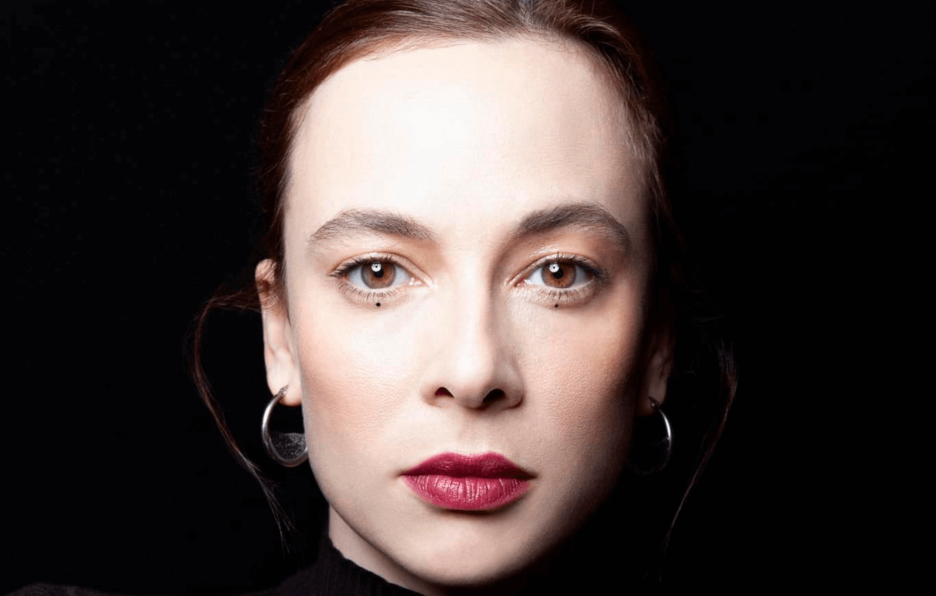 Весела Бабинова